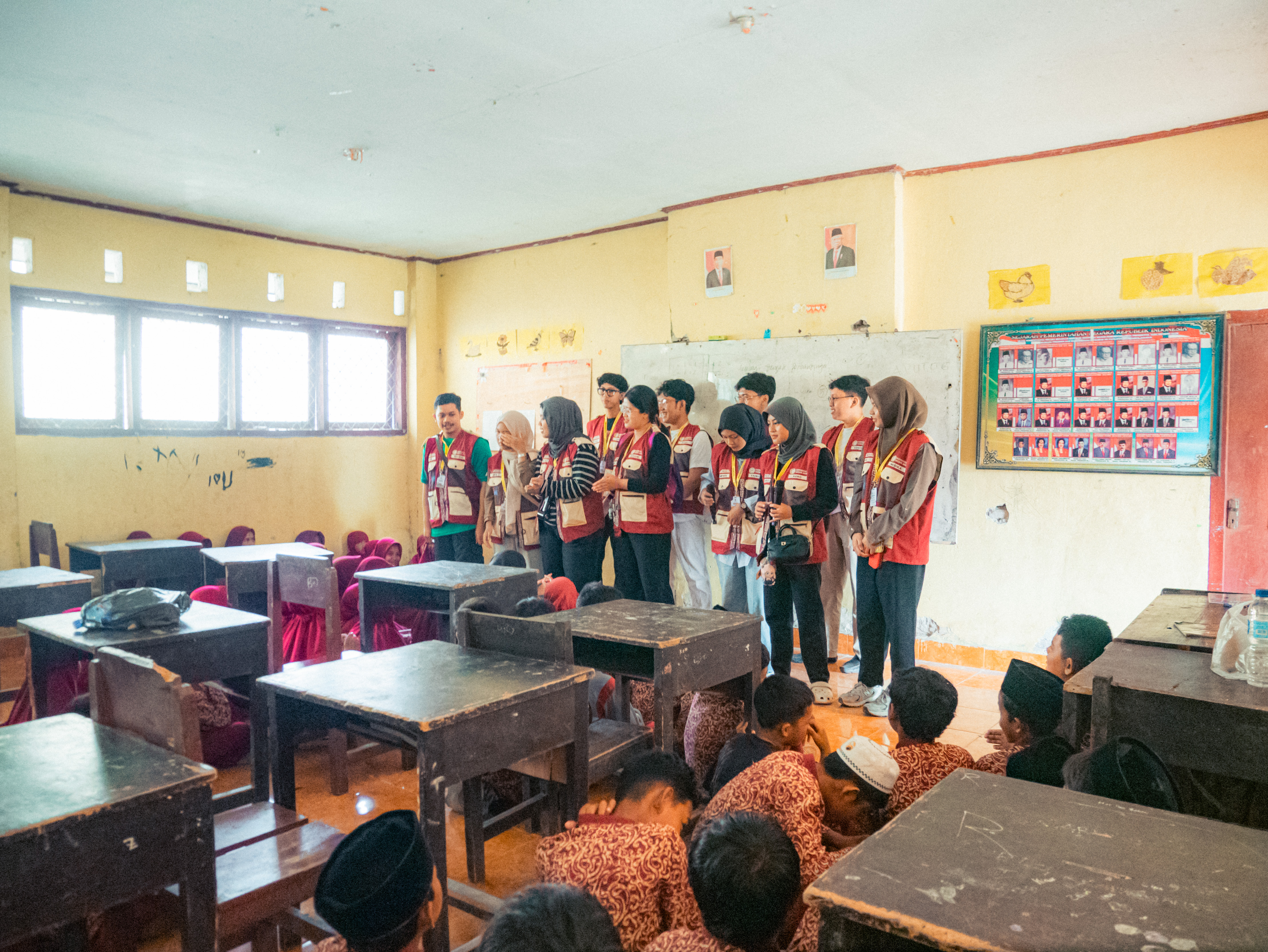 Kegiatan bersama warga Desa Sukadana